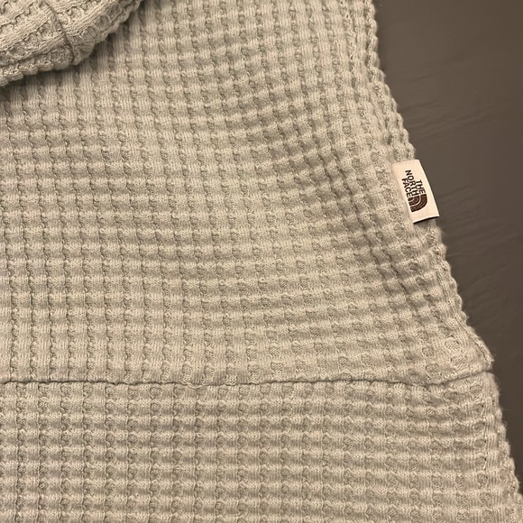 The North Face waffle knit mock neck top - Picture 7 of 9
